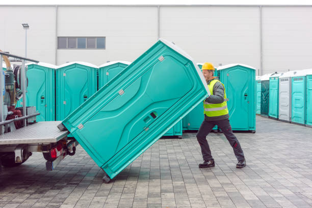 Portable Toilet Options We Offer in Van Vleck, TX